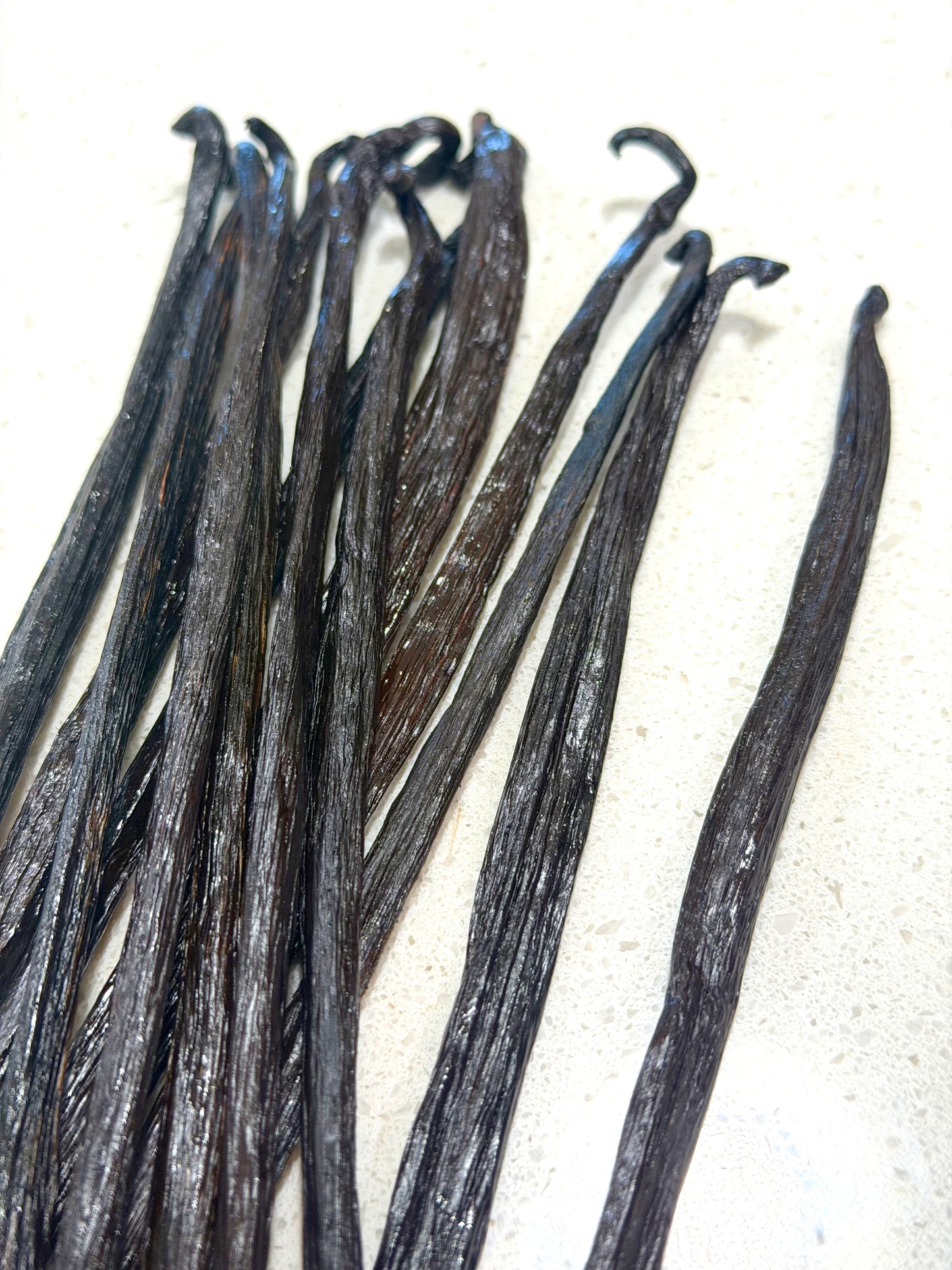 8.1 oz. Tahitian Vanilla Beans - Premium Grade A Whole Vanilla Pods